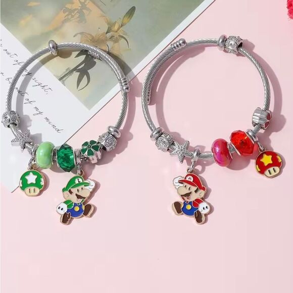 Silver Plated Super Mario Bros Nintendo Luigi Charm Bracelet - Picture 3 of 3